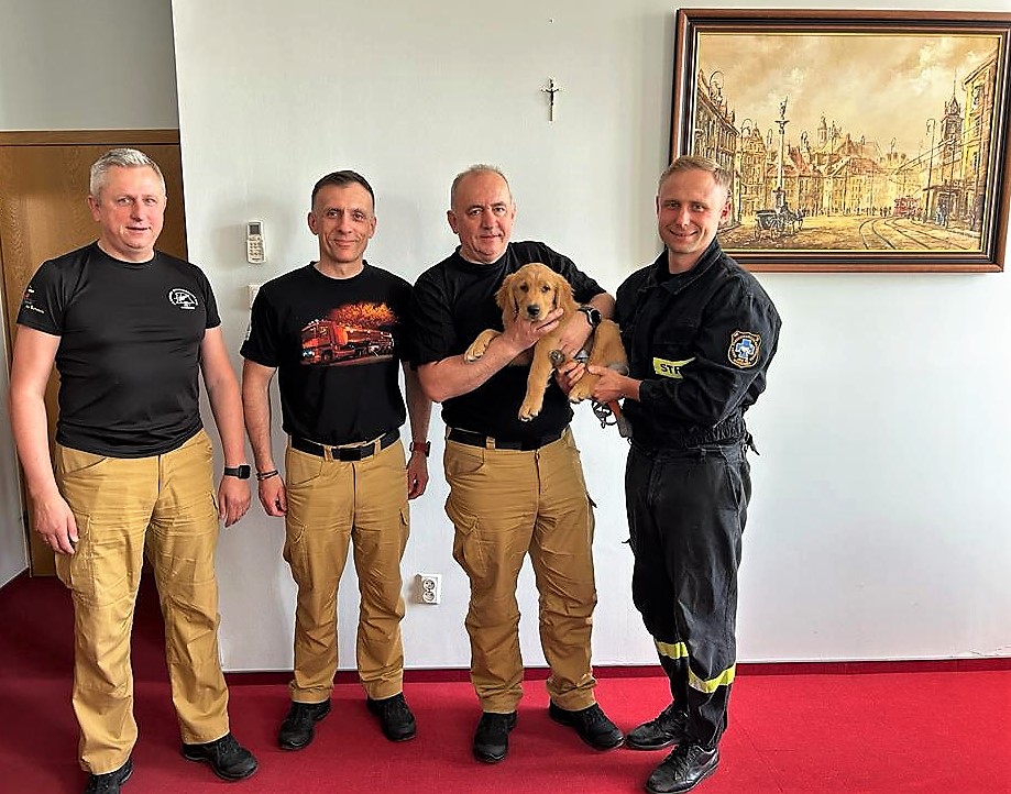 wakcji-simba-psi-ratownik-w-warszawskiej-jednostce