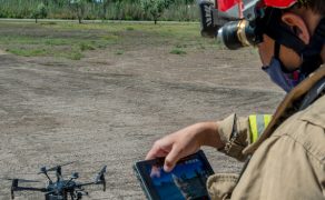 21 samochodów dla Specjalistycznych Grup Dronowych. Nowe pojazdy wzmocnią działania ratownicze