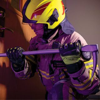 W_AKCJI_1_25_Michal_Baranowski_HISTORIA_STRAZACKIEGO_NARZEDZIA_1