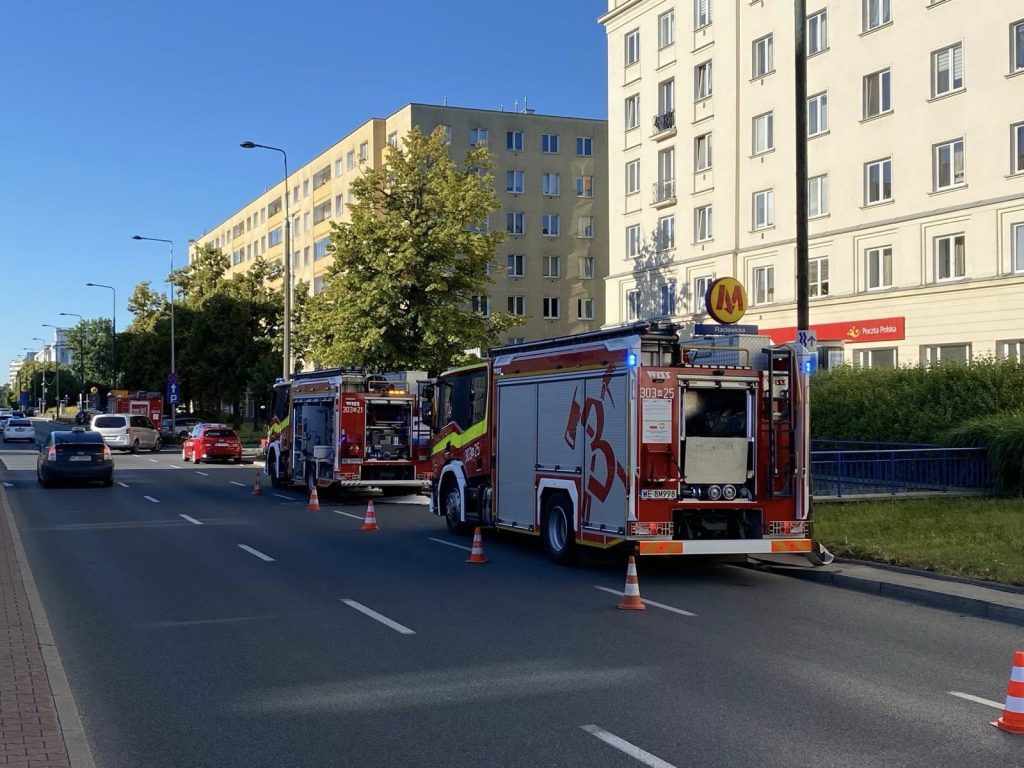 W metrze w Warszawie doszło do pożaru kabli