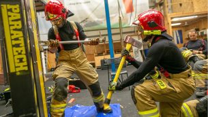 W_AKCJI_3_25_Micha_Baranowski_WYWAZANIE_I_PRZECINANIE_DRZWI_1