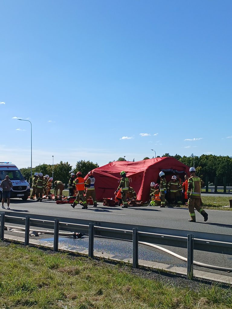 Relacja z konferencji – jak służby współpracują podczas masowych wypadków drogowych