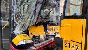 Wypadek komunikacyjny w Warszawie. Ponad 20 osób poszkodowanych