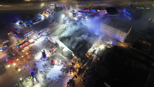 Pożar zakładu poligraficznego w Rawiczu. 150 strażaków w akcji