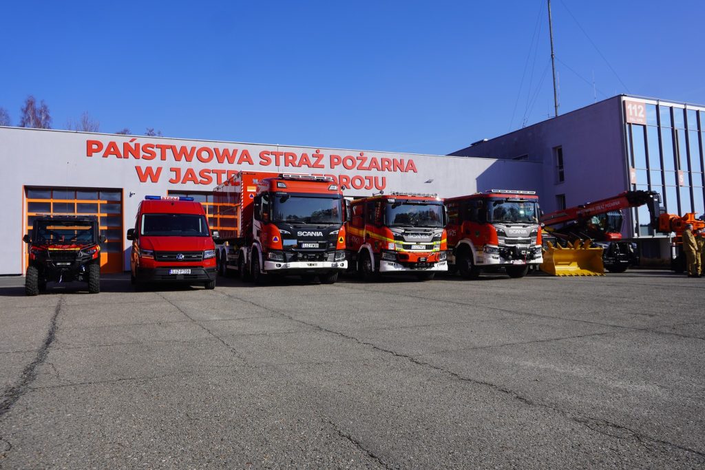 Narada roczna KM PSP w Jastrzębiu-Zdroju. Podsumowanie 2025 roku i prezentacja nowego sprzętu ratowniczego