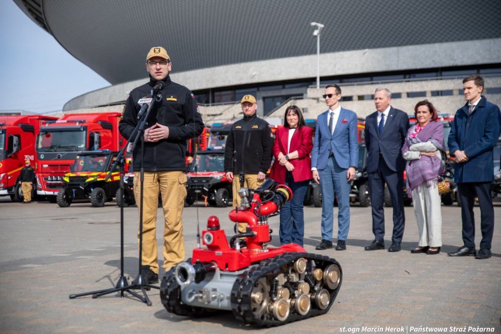 55 nowych samochodów dla PSP w województwie śląskim