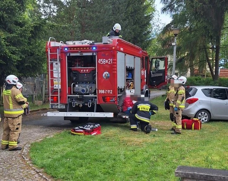Pożar w DPS Szarocin: Ewakuacja 51 osób i sprawna akcja 11 zastępów