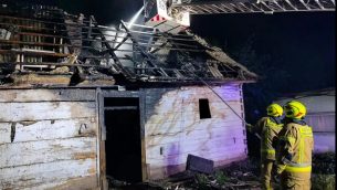 Dwie osoby zginęły w tragicznym pożarze domu w Tomaszowicach-Kolonii